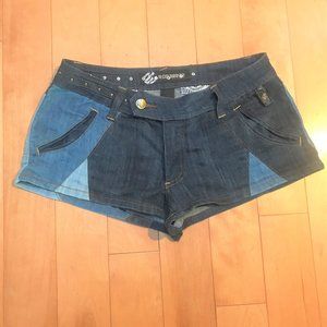 Cute patchwork style short shorts